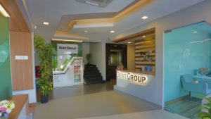 Uzm.Dt_.Selin-Erkan-Ergin-DentGroup-Lara-1