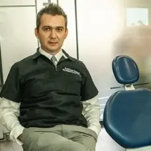 dis-hekimi-erdem-ozdemir