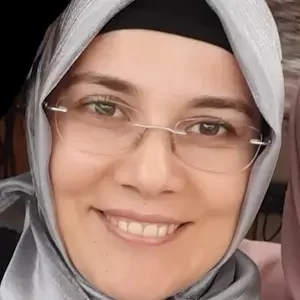 fizyoterapist-emine-karaca